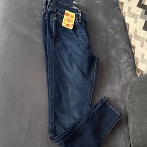 Levi's Women's Dark Blue Skinny Jeans